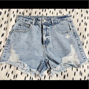 High waist Jean cut off shorts